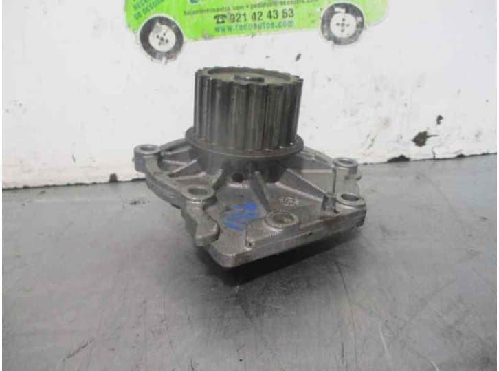 Recambio de bomba agua para volvo s60 i (384) d5 referencia OEM IAM 3