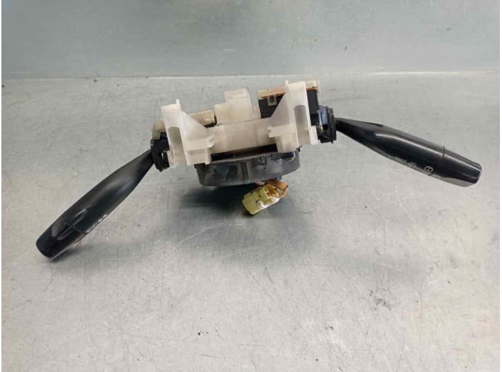 Recambio de mando luces para mazda premacy (cp) 2.0 td referencia OEM IAM GE4T66122 2