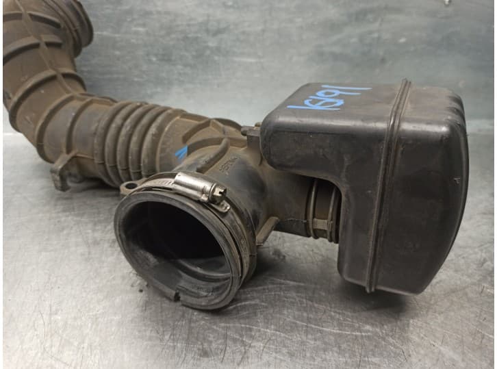 Recambio de tubo para toyota avensis sedán (_t25_) 2.0 (azt250_) referencia OEM IAM 178810H040 3