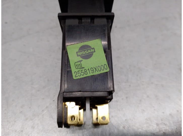 Recambio de mando para nissan atleon nissan atleon referencia OEM IAM 255819X000 3