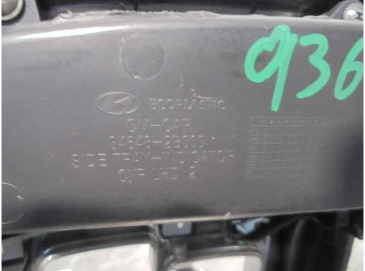 Recambio de consola para hyundai santa fé ii (cm) 2.2 crdi referencia OEM IAM 846482B000 4