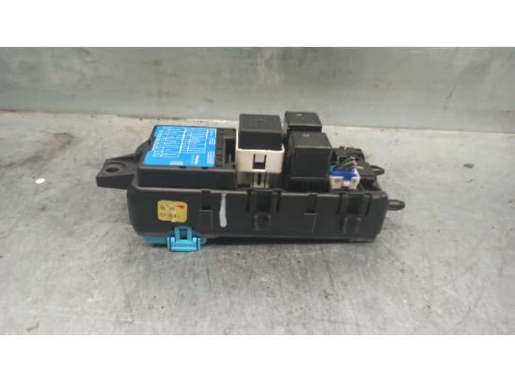 Recambio de caja reles / fusibles para volvo s40 i (644) 1.8 referencia OEM IAM 30807016 2