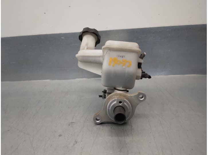 Recambio de bomba freno para kia picanto ii (ta) 1.0 referencia OEM IAM 585101Y100 3