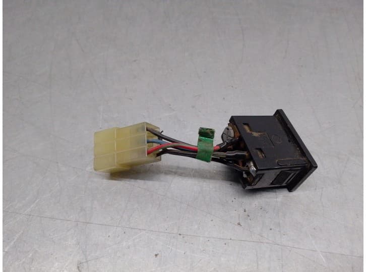 Recambio de interruptor para isuzu trooper 2.8 turbodiesel referencia OEM IAM 2320Z18 3