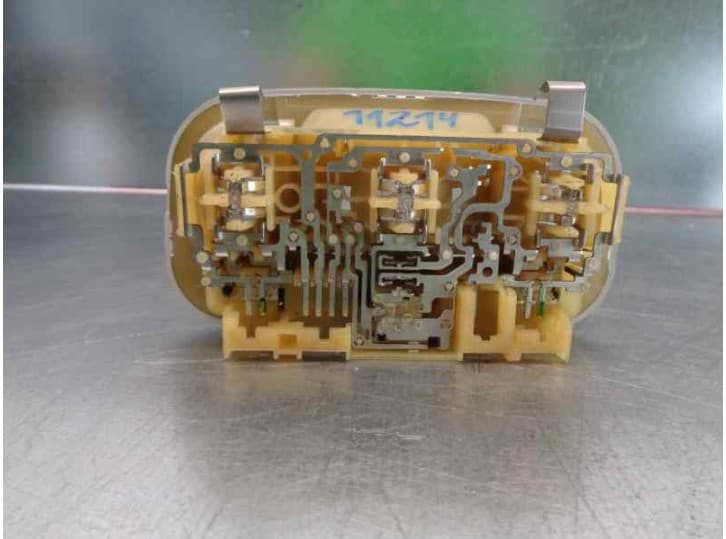 Recambio de luz interior para peugeot 307 cc (3b) 2.0 hdi 135 referencia OEM IAM  6362Q2 2