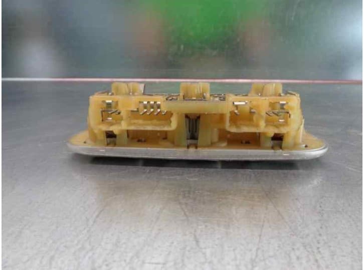 Recambio de luz interior para peugeot 307 cc (3b) 2.0 hdi 135 referencia OEM IAM  6362Q2 3