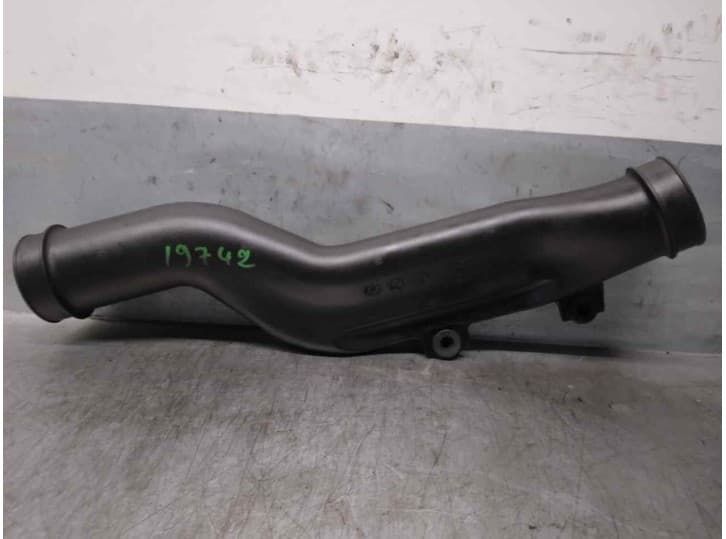 Recambio de tubo para fiat freemont (345_) 2.0 jtd referencia OEM IAM 04627073AE K04627073AE