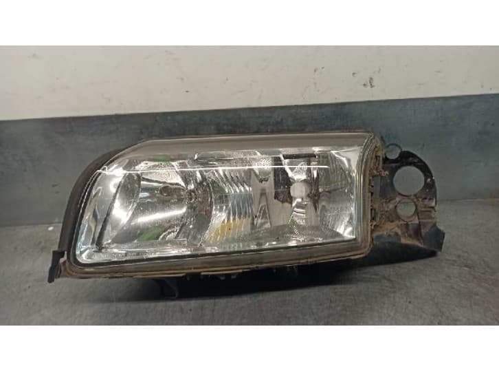 Recambio de faro izquierdo para volvo s80 i (184) 2.5 tdi referencia OEM IAM 89004438