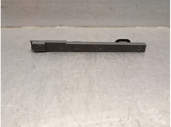Recambio de antena para opel corsa f (p2jo) 1.2 (68) referencia OEM IAM 9824885480