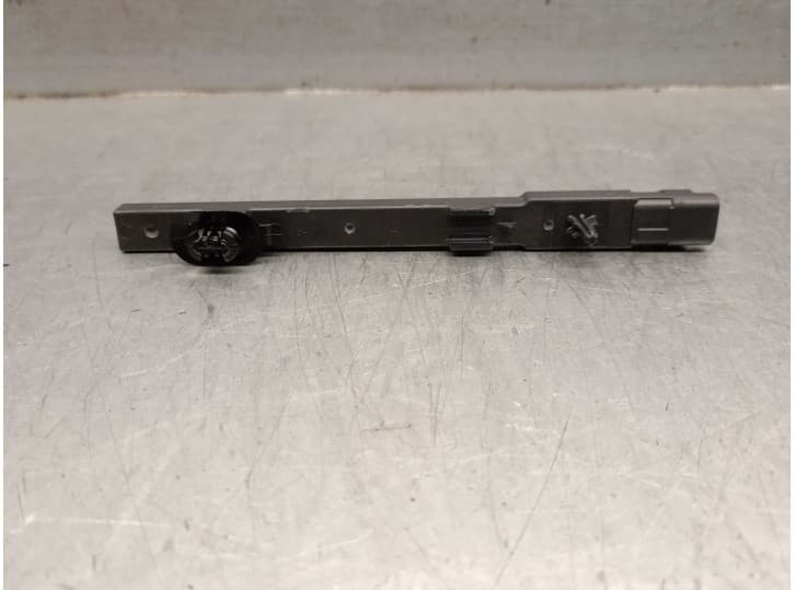 Recambio de antena para opel corsa f (p2jo) 1.2 (68) referencia OEM IAM 9824885480 2