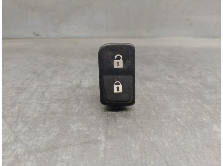 Recambio de mando para volvo c30 (533) 1.6 d referencia OEM IAM 30773333