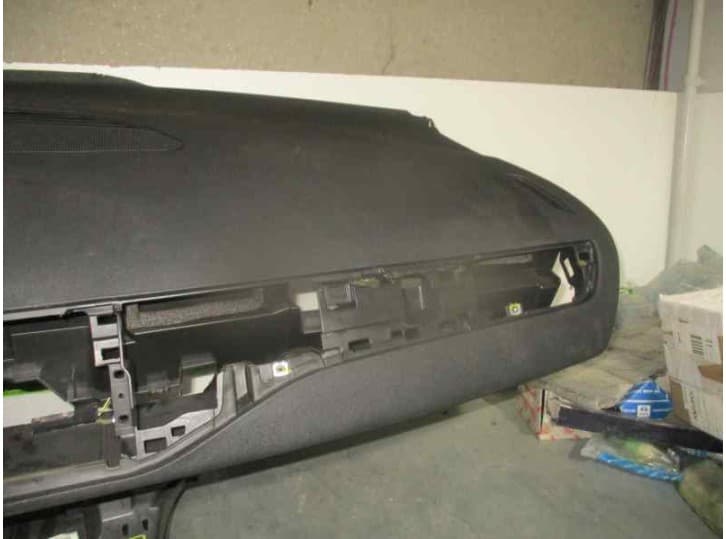Recambio de salpicadero para citroën c5 iii (rd_) 2.0 hdi (rdrhda) referencia OEM IAM  NEGRO 4