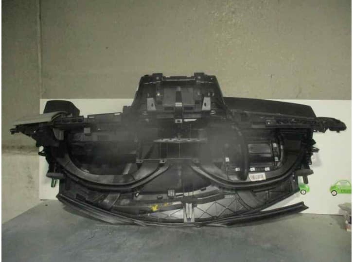 Recambio de salpicadero para citroën c5 iii (rd_) 2.0 hdi (rdrhda) referencia OEM IAM  NEGRO 5