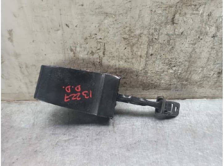 Recambio de retenedor puerta para skoda fabia ii (542) 1.2 referencia OEM IAM 5J0837749