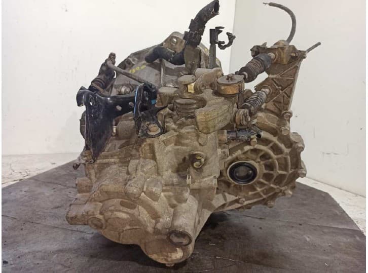 Recambio de caja cambios para nissan primera (p12) 2.2 di referencia OEM IAM 8H5 3