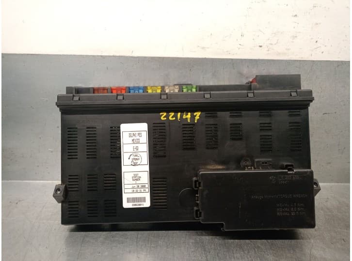 Recambio de caja reles / fusibles para bmw x5 (e53) 3.0 i referencia OEM IAM 8380407 2