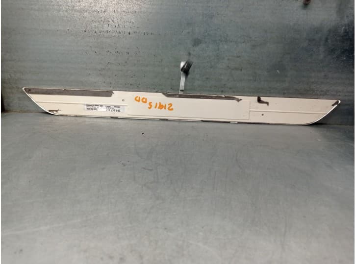 Recambio de moldura para seat leon (5f1) 1.5 tsi referencia OEM IAM 5F4947417 2