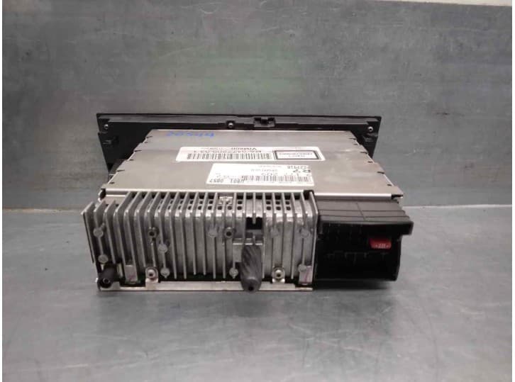 Recambio de sistema audio / radio cd para bmw 1 (e87) 118 i referencia OEM IAM 9177209031 3