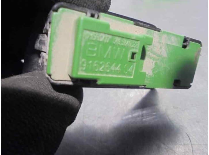 Recambio de interruptor para bmw 5 (f10) 520 d referencia OEM IAM 9162644 3
