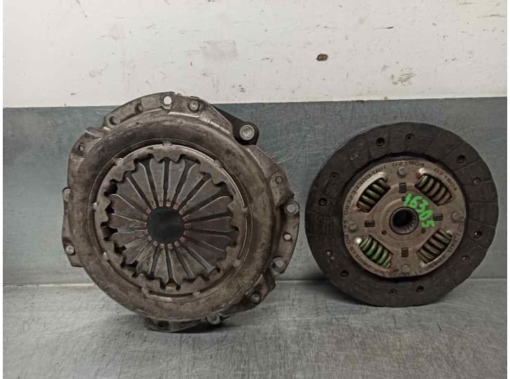 Recambio de kit embrague para citroën saxo (s0, s1) 1.4 vts referencia OEM IAM 205289