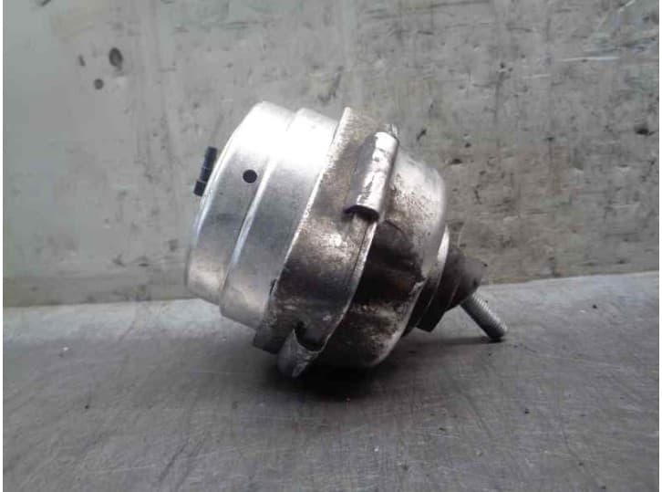 Recambio de soporte motor izquierdo para bmw x5 (e53) 3.0 d referencia OEM IAM 645844401 3