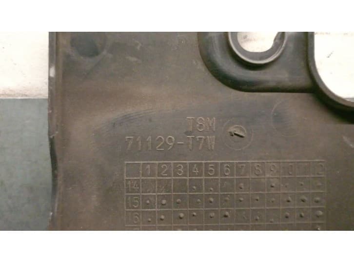 Recambio de molduras delanteras para honda hr-v (ru) 1.5 (ru1) referencia OEM IAM 71129T7W 3