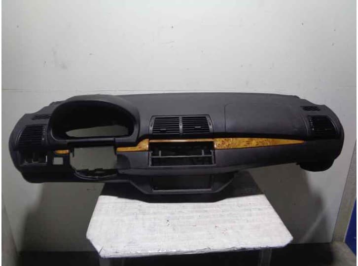 Recambio de salpicadero para bmw x5 (e53) 3.0 i referencia OEM IAM 51458244289 NEGRO