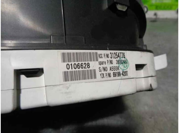 Recambio de cuadro instrumentos para volvo s40 ii (544) 2.0 d referencia OEM IAM 31254776 3