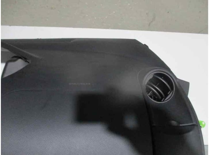 Recambio de salpicadero para toyota yaris (_p9_) 1.4 d-4d (nlp90_) referencia OEM IAM  NEGRO 7