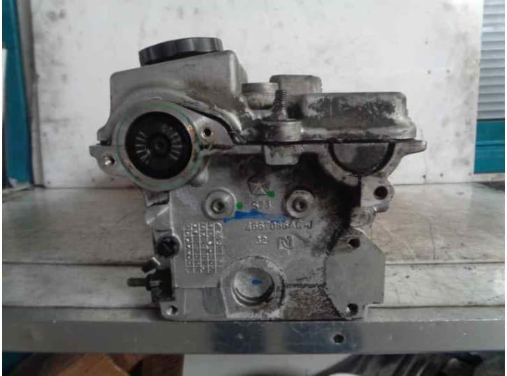 Recambio de culata para chrysler voyager (rg) 2.5 crd cat referencia OEM IAM 4667086AC 2