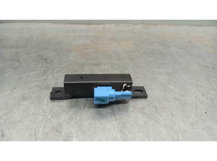Recambio de antena para nissan micra iv (k13k, k13kk) 1.2 referencia OEM IAM WS1Z789A