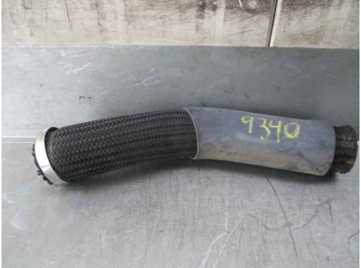 Recambio de tubo para ssangyong rodius ii 2.0 xdi referencia OEM IAM A6712030161