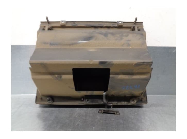 Recambio de guantera para nissan pick up (d22) 2.5 td 4wd referencia OEM IAM 68520VJ200 3