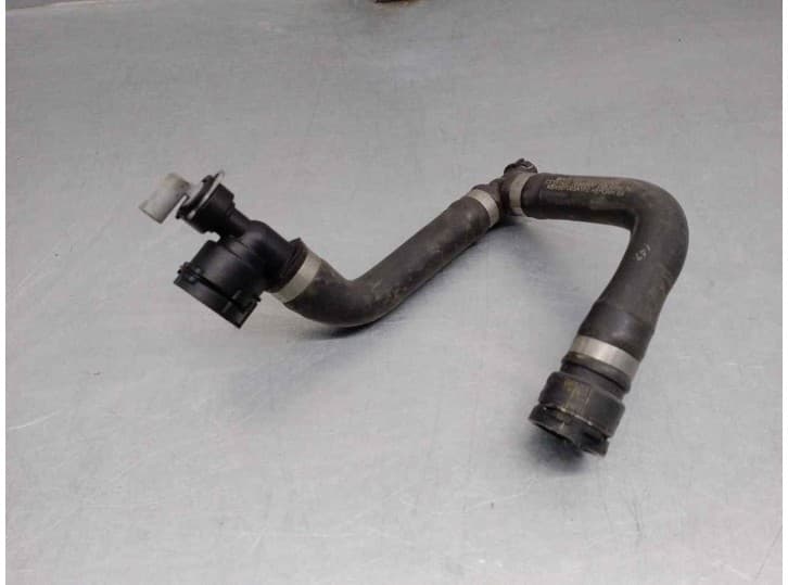 Recambio de tubo para mercedes-benz clase v (w447) referencia OEM IAM A4478307202