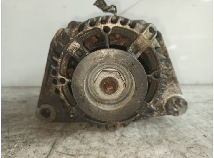 Recambio de alternador para citroën ax (za-_) 14 d referencia OEM IAM 2541363  VALEO