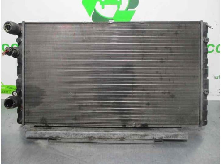 Recambio de radiador agua para volkswagen polo iii (6n1) 75 1.6 referencia OEM IAM