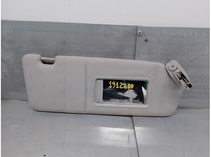 Recambio de parasol derecho para audi a3 (8p1) 1.9 tdi referencia OEM IAM 8P0857552