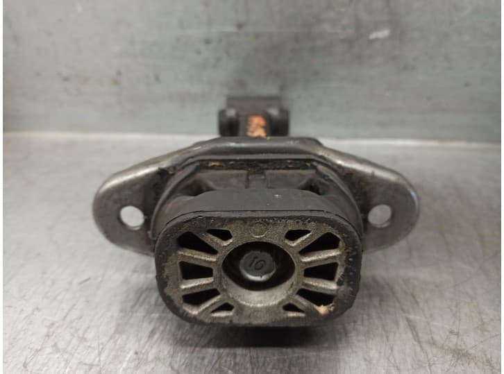Recambio de soporte motor para hyundai i20 ii (gb, ib) 1.2 referencia OEM IAM 21950C8050 4