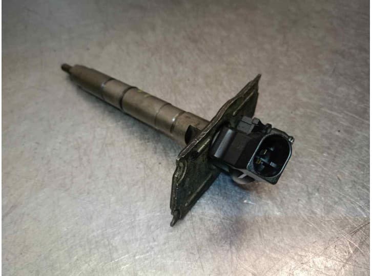 Recambio de inyector para audi a6 c6 (4f2) 3.0 tdi quattro referencia OEM IAM 059130277Q 2