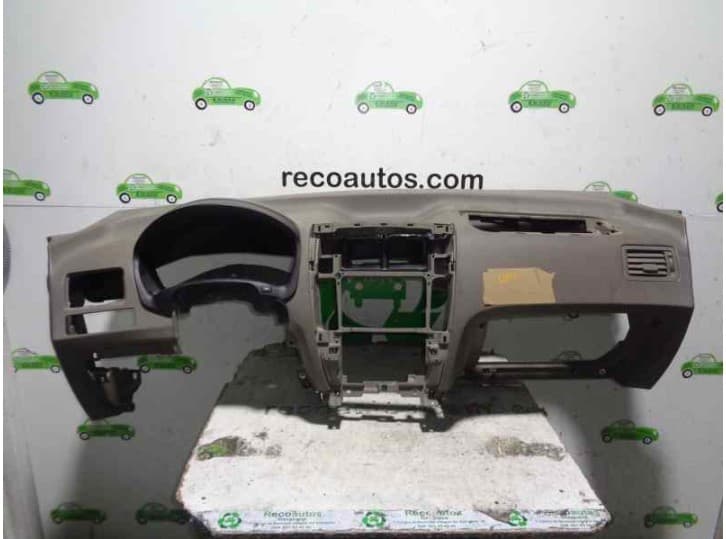 Recambio de salpicadero para hyundai tucson (jm) 2.0 crdi referencia OEM IAM  MARRON