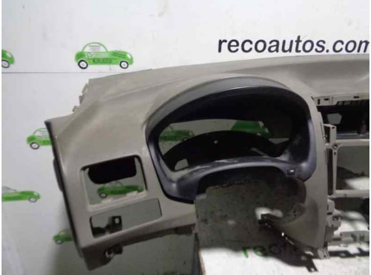 Recambio de salpicadero para hyundai tucson (jm) 2.0 crdi referencia OEM IAM  MARRON 2