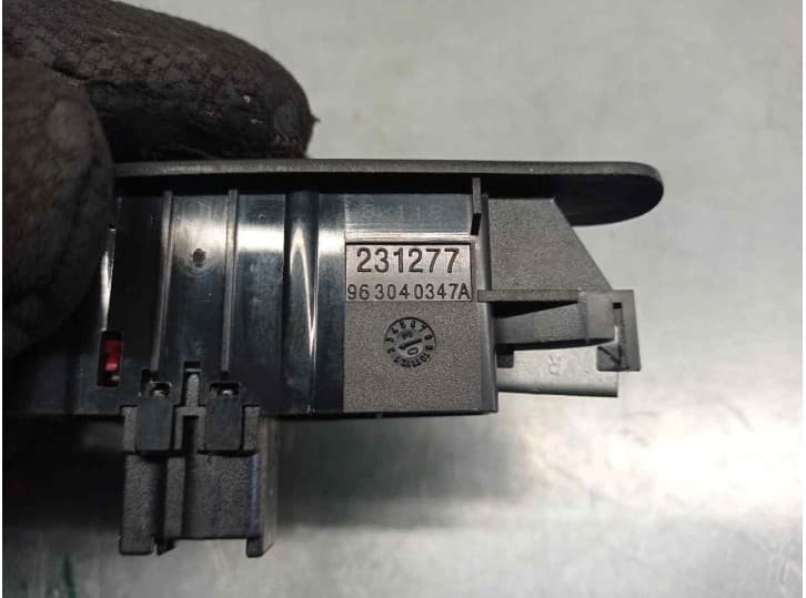 Recambio de warning para peugeot 406 coupé (8c) 2.2 hdi referencia OEM IAM 963040347A 5