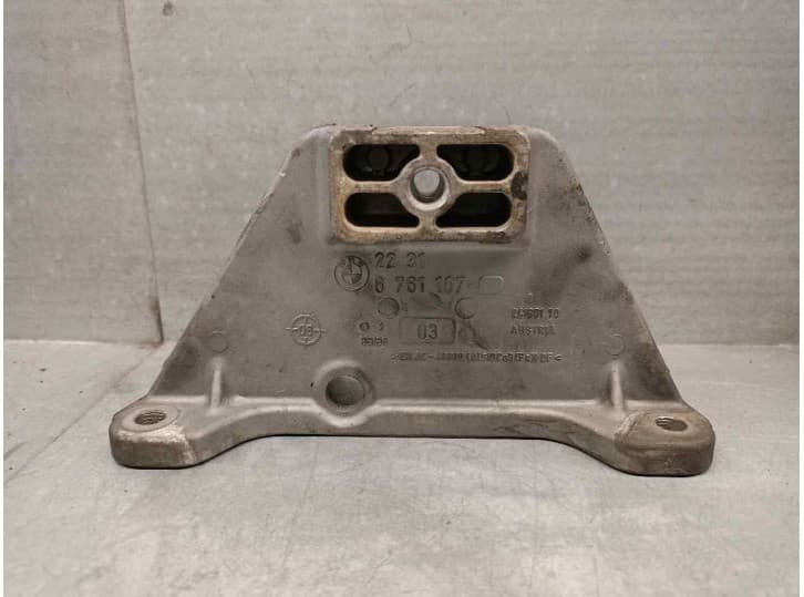 Recambio de soporte motor para bmw 5 (e60) 530 d referencia OEM IAM 6761107