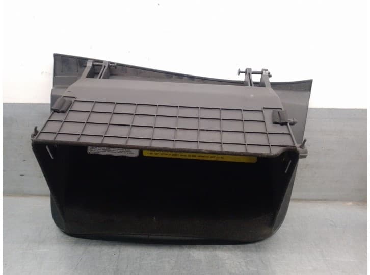 Recambio de guantera para kia magentis ii (mg) 2.0 crdi referencia OEM IAM 845102G451VA 2