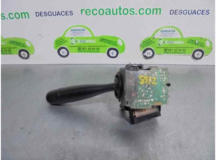 Recambio de mando limpia para toyota yaris (_p1_) 1.4 d-4d (nlp10_) referencia OEM IAM 6473B49 2