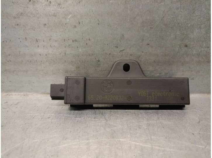 Recambio de antena para bmw 5 touring (f11) 520 d referencia OEM IAM 65209220832