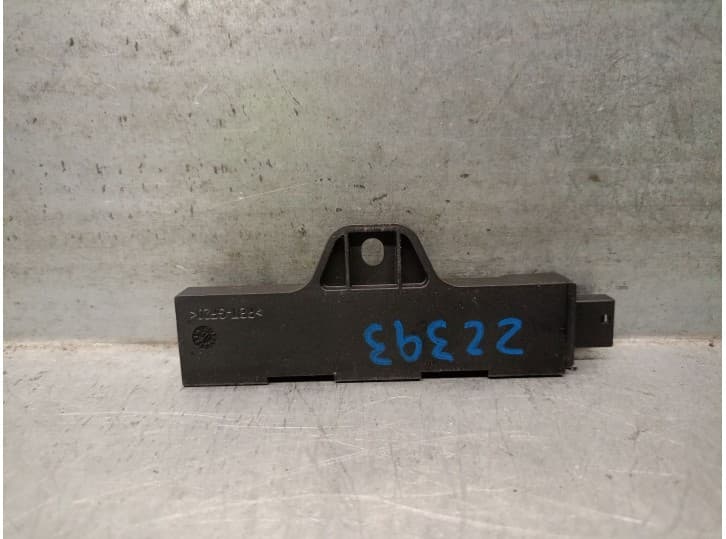 Recambio de antena para bmw 5 touring (f11) 520 d referencia OEM IAM 65209220832 2