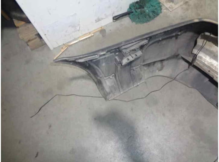 Recambio de paragolpes trasero para bmw 5 (e39) 525 i referencia OEM IAM  VERDE 4 PUERTAS 6