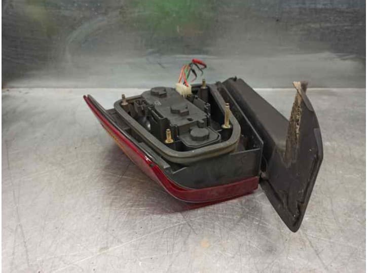 Recambio de piloto trasero izquierdo para volvo 940 (944) 2.3 referencia OEM IAM 3534087 4
