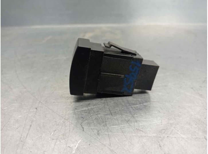 Recambio de interruptor para ssangyong musso (fj) 2.9 d referencia OEM IAM 8137005000 2